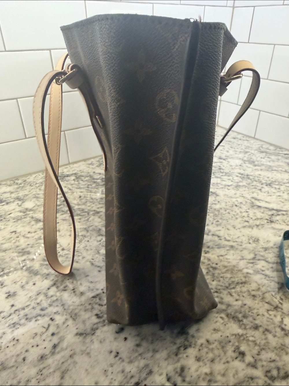 Tote bag - Picture 13 of 15